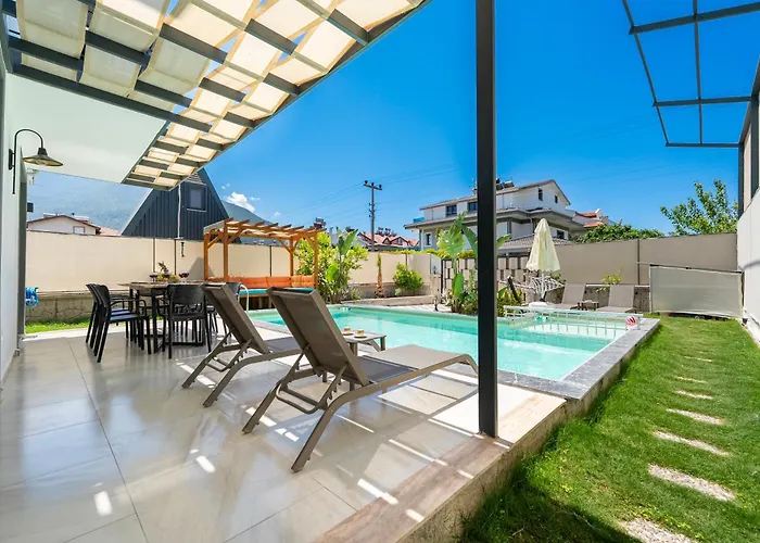 Atllivillano:8 וילה פאטהיה